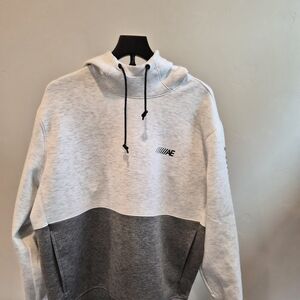 American Eagle Outfitters Gray and White Hoodie